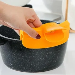 Ankformad Hällpip för Kokkärl - Silikon