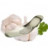 Användarvänlig Tilting Garlic Press