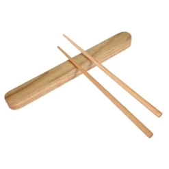 Bärbara träpinnar, utdragbara ätpinnar, ask, fodral, porslin, ljus träfärg