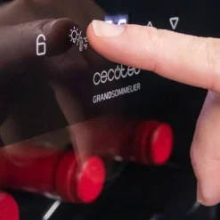 Cecotec Vinägeri Bolero GrandSommelier 34030 Svart Kompressor