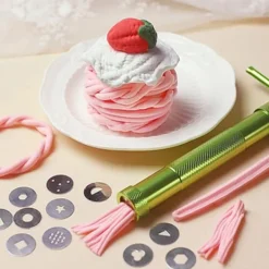 Dekorator för sockerpasta, plastglasyr, lerextruder