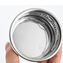 Silar-Diskbänkssil med handtag 304 rostfritt stål diskbänksavlopp Djup kopp korgsil 3 tum ytterdiameter