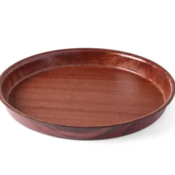 Djup, halkskyddande servisbricka i trä med kant - rund diameter. 32 cm