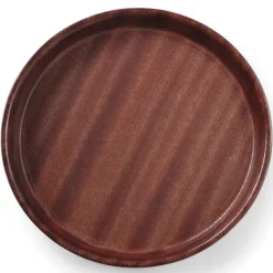 Djup, halkskyddande servisbricka i trä med kant - rund diameter. 32 cm