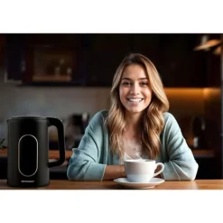 Vattenkokare-Elektrisk vattenkokare 1,7l Berdsen BD-712 svart och guld