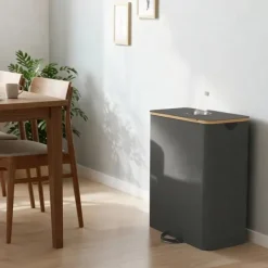 Tvättutrustning-Flaskbehållare 140L - Återvinningskärl med lock och innerpåse - För kök