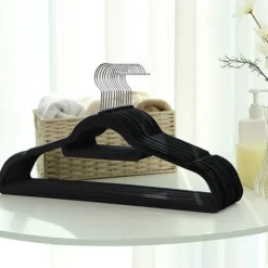 Galgar med sammet 20-pack – tunna, halkfria klädhängare med 360° roterbar krok