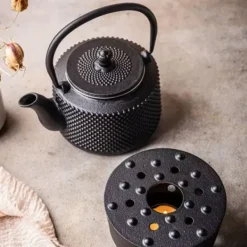 Kaffe- & Tekannor-GJUTJÄRNKANNA 0,8L MED FILTER OCH VÄRMARE KINGHOFF KH-1847