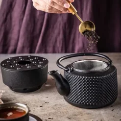 Kaffe- & Tekannor-Gjutjärnstekanna med värmare 0,8L KINGHOFF KH-1847