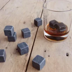 Whiskystenar-GL24026-Drixon — 100 % naturliga whiskystenkuber. is. kylare. perfekt som bröllopspresent. julbar