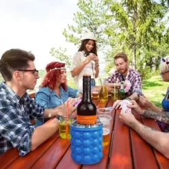 HUHUDAY ISBOX Bac agrave Glaccedilons Ice Cube Magic Ice Cube Maker Silikon Ice Cube Hink Ice Cube Form med lock171