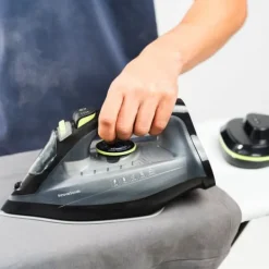 Strykjärn-2-i-1 Sladdlöst ångstrykjärn Stiron InnovaGoods 2400 W 20-30 g/min