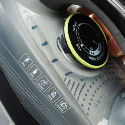 Strykjärn-2-i-1 Sladdlöst ångstrykjärn Stiron InnovaGoods 2400 W 20-30 g/min