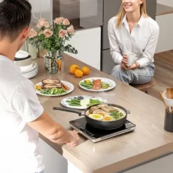 Spishällar-Induktionshäll portabel 1 zon – 2000 W, 10 effekt/temperatur, timer, barnlås, svart