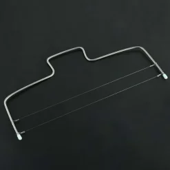 Justerbar tårtskärare - perfekt för bröllops- och födelsedagstårtor