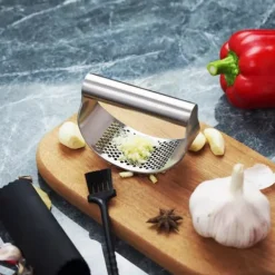 Vitlökspressar-KINGHOFF KH-1632 SET FÖR PELNING OCH PRESSNING AV VITLÖKS