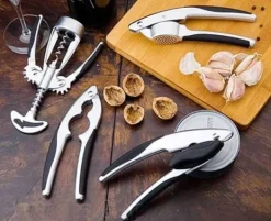 Matknäckare-KingHoff nötknäppare satin stål KINGHOFF KH-3405