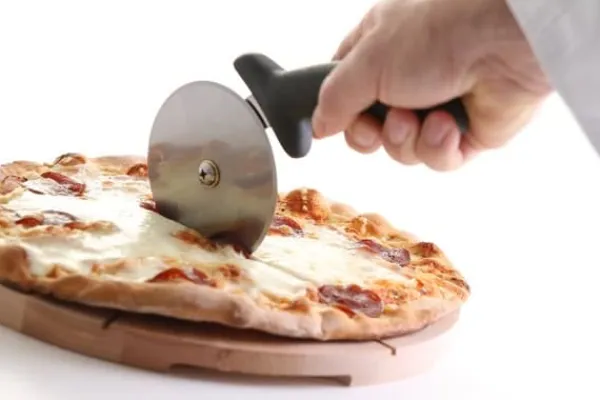 Kniv för att skära pizza, dia. 100 mm - Hendi 617007