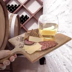 Skärbrädor-MANGO skärbräda i trä 29,5x15 cm