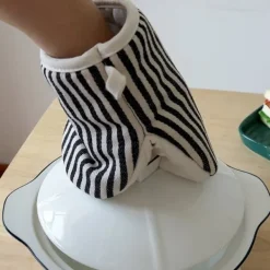 Grytlappar & Grillvantar-Mikrovågsugnsvantar Värmebeständiga randiga mönster Tjocka bomullsugnsvantar med snöre Svarta