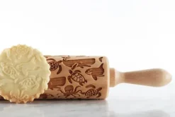 Kavlar-MoodForWood Träkavel, Graverad, 43 cm med Handtag, Perfekt för Bakning - Havsmönster