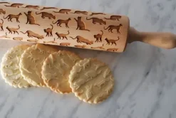 Kavlar-MoodForWood Träkavel, Graverad, 43 cm med Handtag, Perfekt för Bakning - Kattmönster