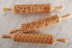 Kavlar-MoodForWood Träkavel, Graverad, 43 cm med Handtag, Perfekt för Bakning - Snöflingemönster