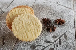 Kavlar-MoodForWood Träkavel, Graverad, 43 cm med Handtag, Perfekt för Bakning - Dala Mönster