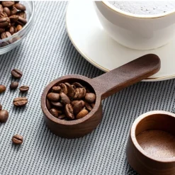 Mått & Måttskedar-Multifunktionell kaffesked med trähandtag i valnötsträ - Perfekt för att mäta kaffe, te och kryddor