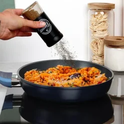 Salt- och pepparkar i svart glas, 2 st.