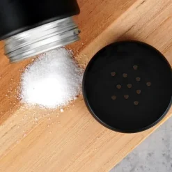 Salt- och pepparkar i svart glas, 2 st.