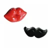 Salt- & Pepparströare-Salttillbehör och pepparkvarn - EUROWEB - Mun och Mustasch - Röd och Svart - Keramik - 8x7,5x3 cm