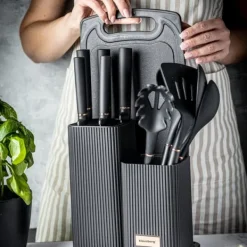 Set med köksknivar i ett block med köksredskap och en skärbräda, 12 delar, KLAUSBERG KB-7835