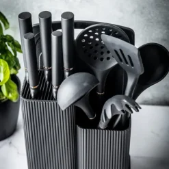 Set med köksknivar i ett block med köksredskap och en skärbräda, 12 delar, KLAUSBERG KB-7835