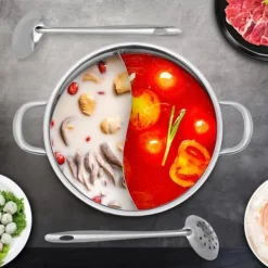 Fondueset-Shabu Shabu Hotpot - Gryta 28 cm - 304 Rostfritt Stål - Dubbelsidig Avdelare - Glaslock - Induktion & Gas - Vit - Med 2 Slevar