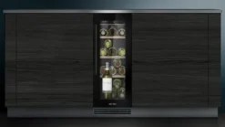 Siemens Vinkylar-iQ500 KU20WVHF0 Vinkyl med glasdörr 82 x 30 cm. - Upp till 21 flaskor - 38 dB