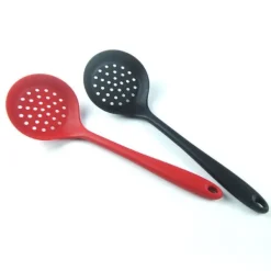 Hålslevar-Skimmerspatel med hål i silikon Lätt sked med öppningar Skimmer-skedsil med långt handtag