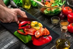 SKÄRBRÄDA I GLAS 52x30 PAPRIKA