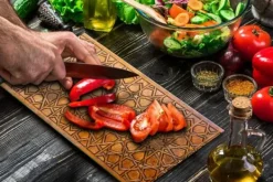 SKÄRBRÄDA I GLASPLATTA 52x30 MÖNSTER