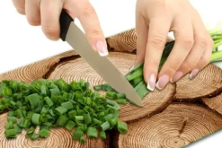 SKÄRBRÄDA I GLASPLATTA 52x40 TRÄ