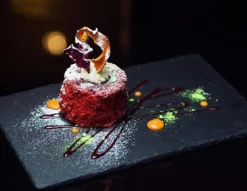 SKÄRBRÄDA I GLASPLATTA 52x40 TÅRTA