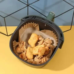 50st Fyrkantiga Airfryer Papper – Bakplåtspapper för Luftfritös 20cm