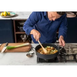 Tefal Kokkärl-Jamie Oliver Cook's Classics HA-grytan med glaslock 30 cm/5,4 L, svart