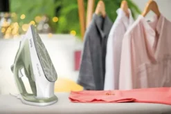 Tefal FV 5781 Easygliss Eco ångstrykjärn