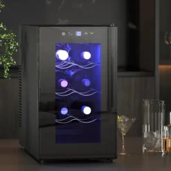 Vinkylare - 8 flaskor - Dubbel termoelektrisk kylning - 8–18 °C - Glasdörr med UV‑skydd - LED‑display & ljus - EU‑kontakt - Svart