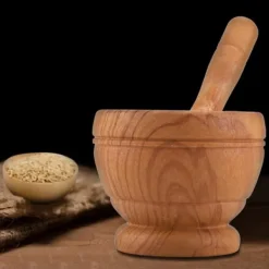 Mortlar & Mortelstötar-Vitlökskvarn i plast - Bekvämt köksredskap för att mala kryddor och örter